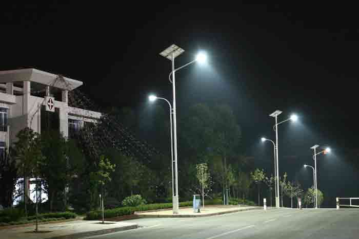 Do Solar Powered Lights Actually Work?