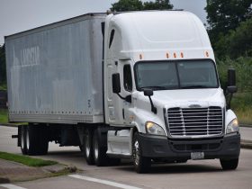 5 Ways Technology is Transforming Supply Chains