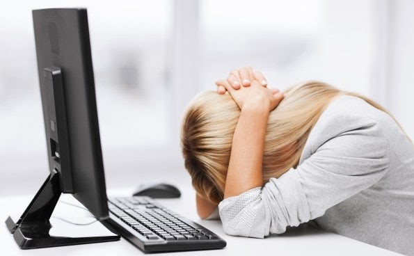 How to Fix a Black Desktop Background on Windows 10