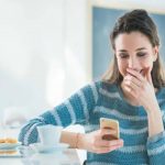 How To Read Your Boyfriend’s Text Messages?