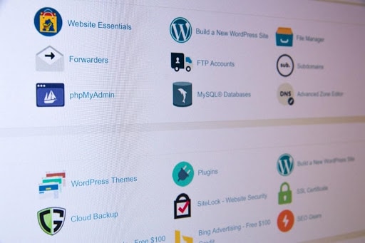 How to Choose a Shared Web Hosting for Your Blog or Website?