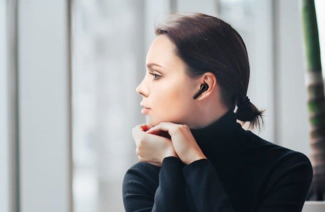 5 Best Afford­able Truly Wireless Earphones Under $100