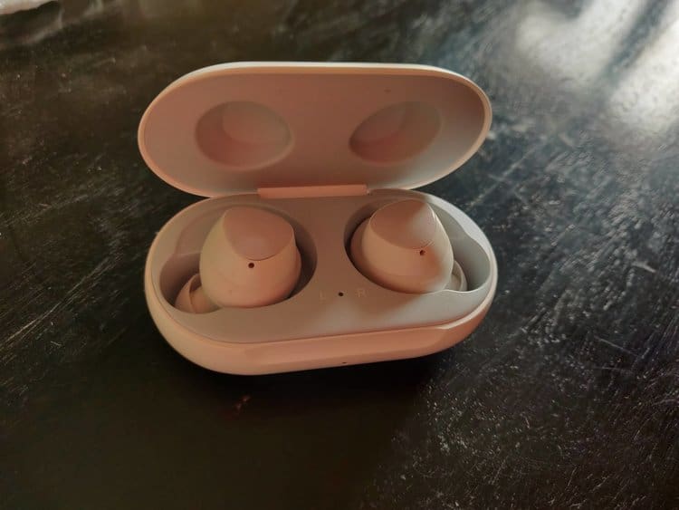 7 Best Wire­less Ear­buds in India for Android Users