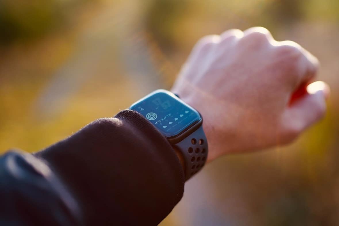 4 Medical Alert Gadgets for Seniors