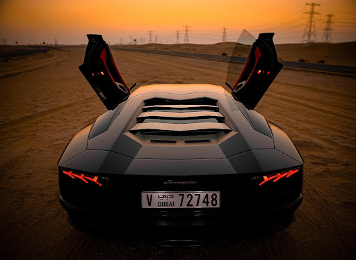 Is it Worth Renting a Sports Car in Dubai?