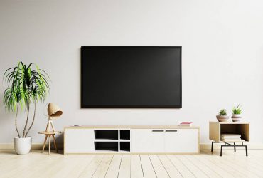 Why Do You Need to Buy a Smart TV For Your Living Room?