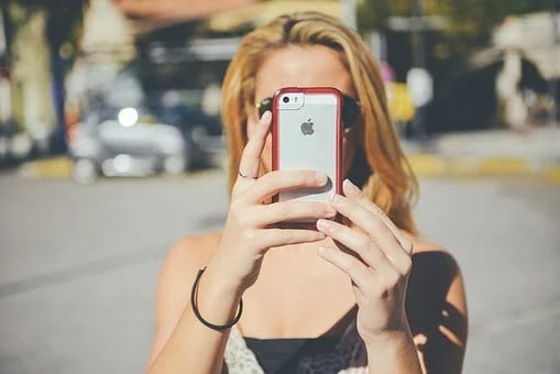 The History and Rise of the Mobile App Industry